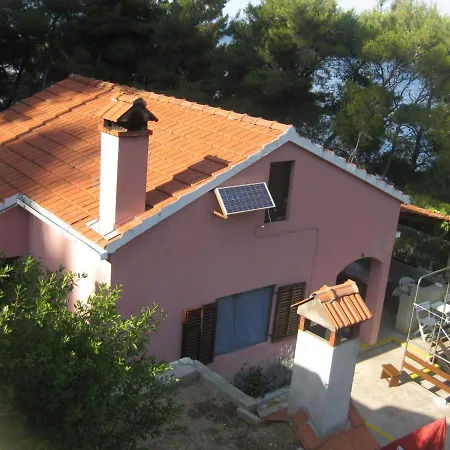 Nyaraló Holiday Veseli *